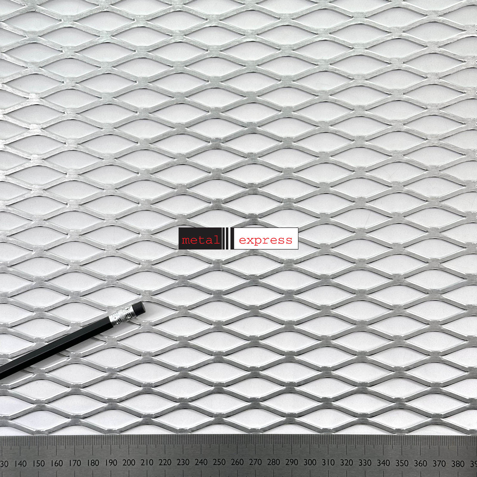 1584AF - Alumiinium võrguplaat