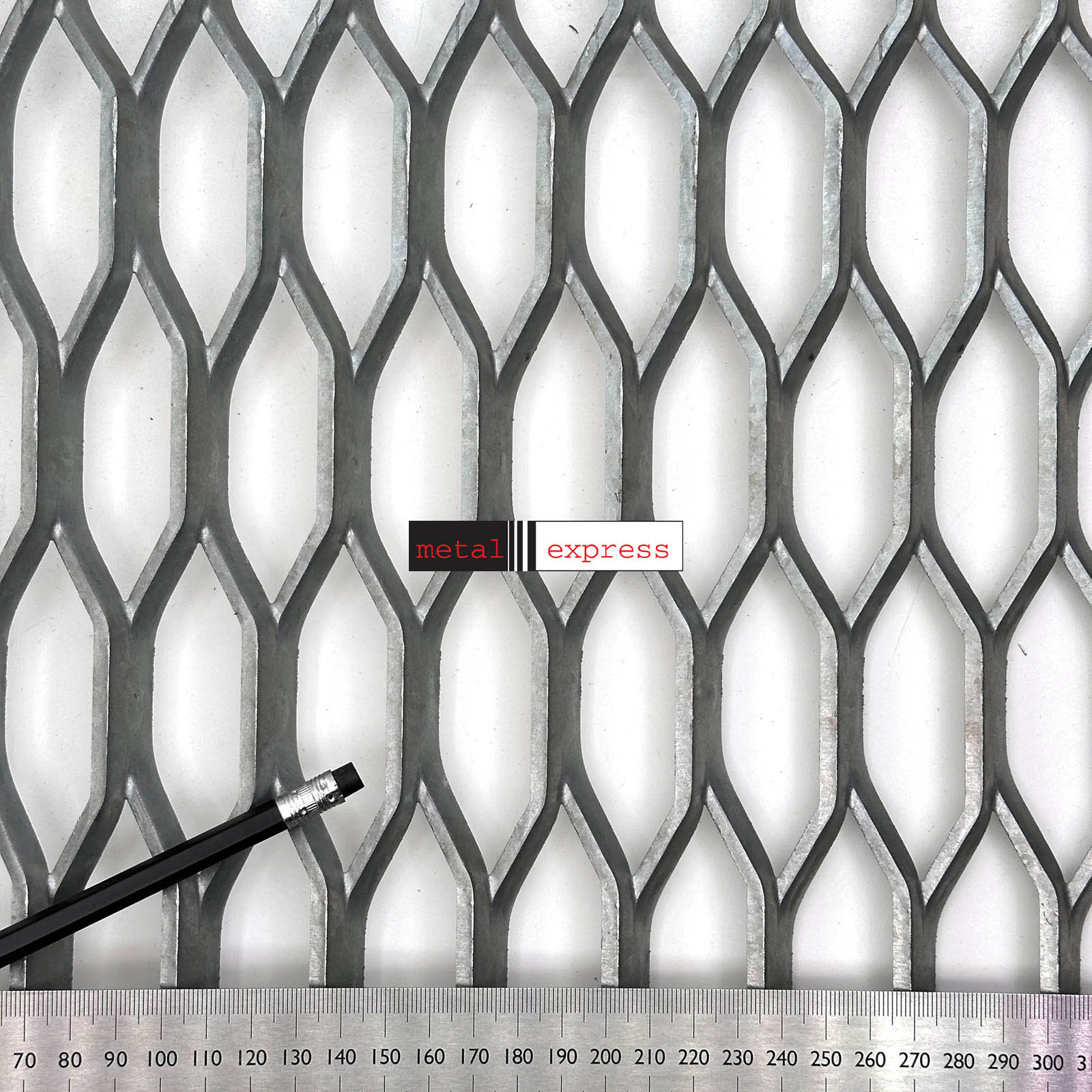 4897GT - Hooldussilla tsingitud võrguplaat