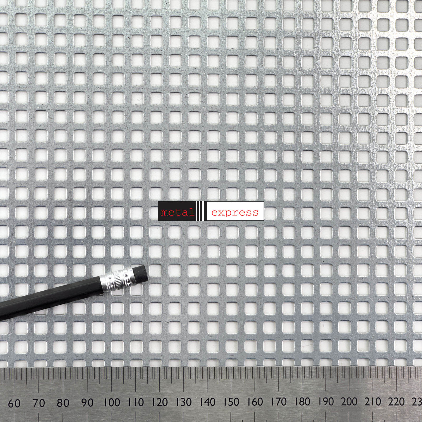 C5U8G - Tsingitud perfo