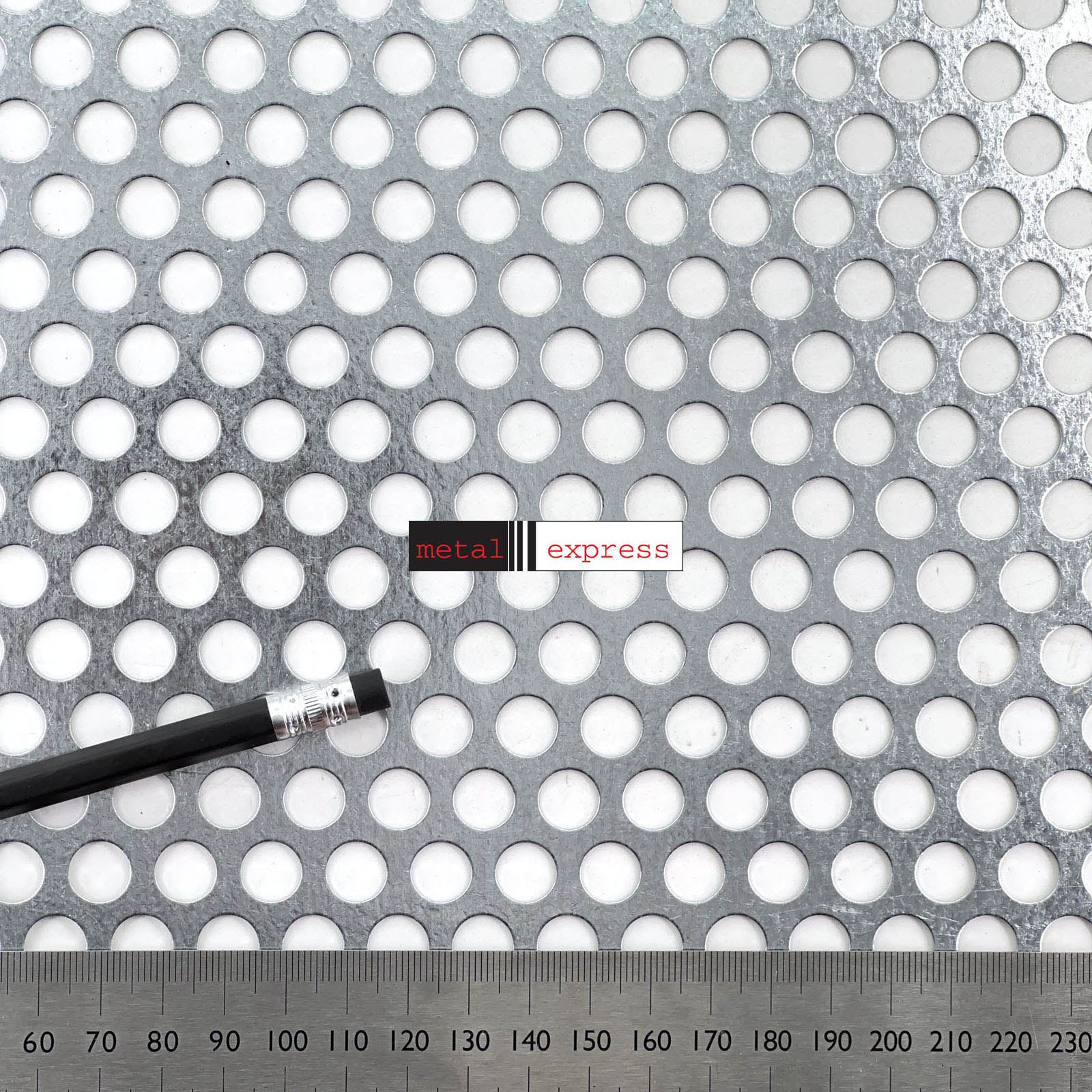 R10T14G - Tsingitud perfo